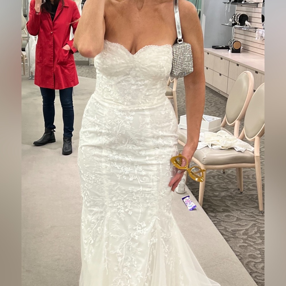 David’s Bridal size 8 dress